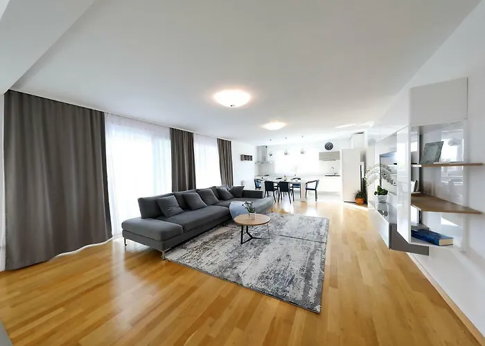 Vila Immortelle With Pool And Sea View