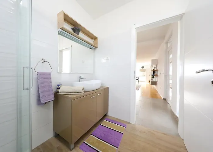 Immortelle With Pool And Sea View *