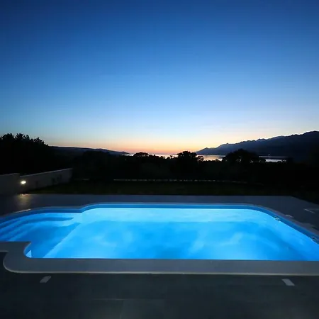 Immortelle With Pool And Sea View ヴィラ *