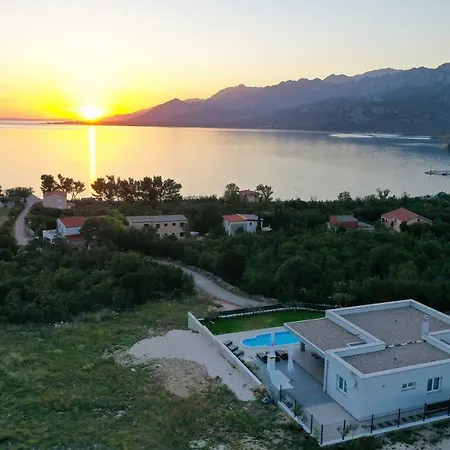 Immortelle With Pool And Sea View ヴィラ *