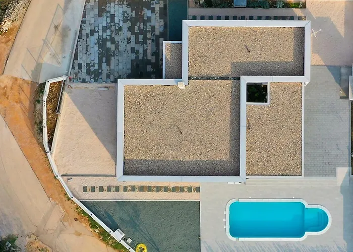 Immortelle With Pool And Sea View 빌라 *